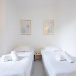 Bright Renovated In Center Of Old Lägenhet Antibes