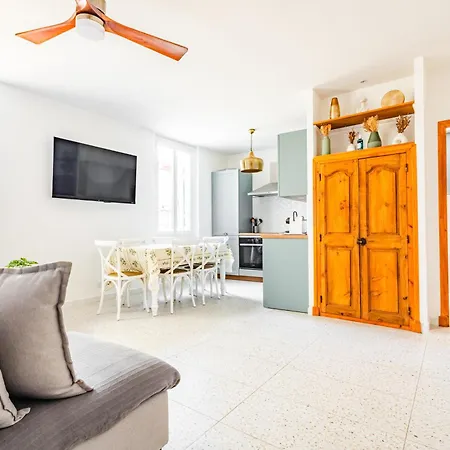 公寓 Bright Apartment Renovated In Center Of Old Antibes