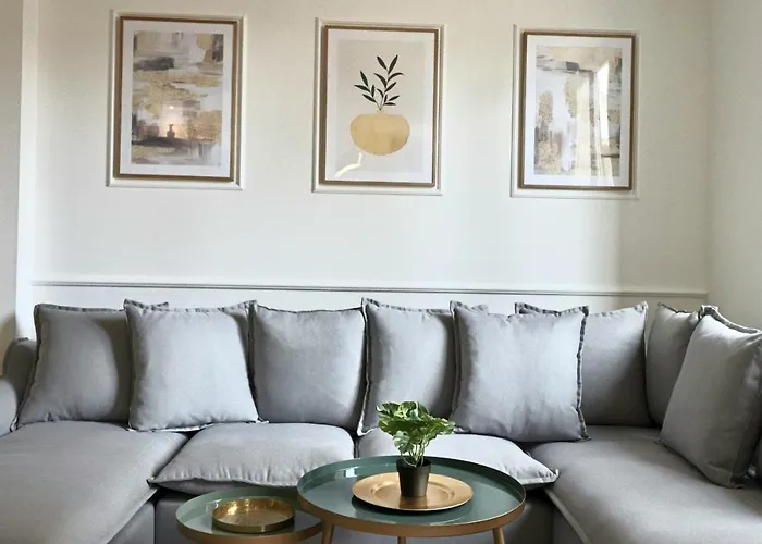 Bright Apartment Renovated In Center Of Old Antibes Lejlighed Antibes