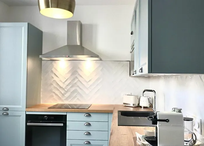 Bright Apartment Renovated In Center Of Old Antibes Lejlighed *